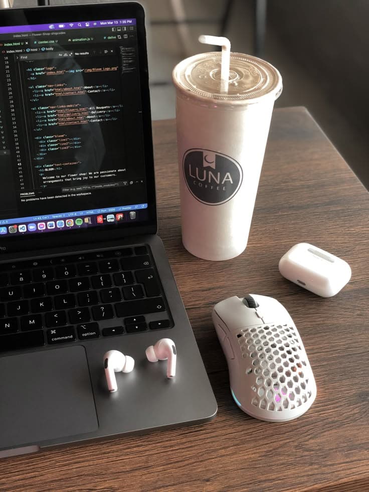 تیم سازنده پلتفرم